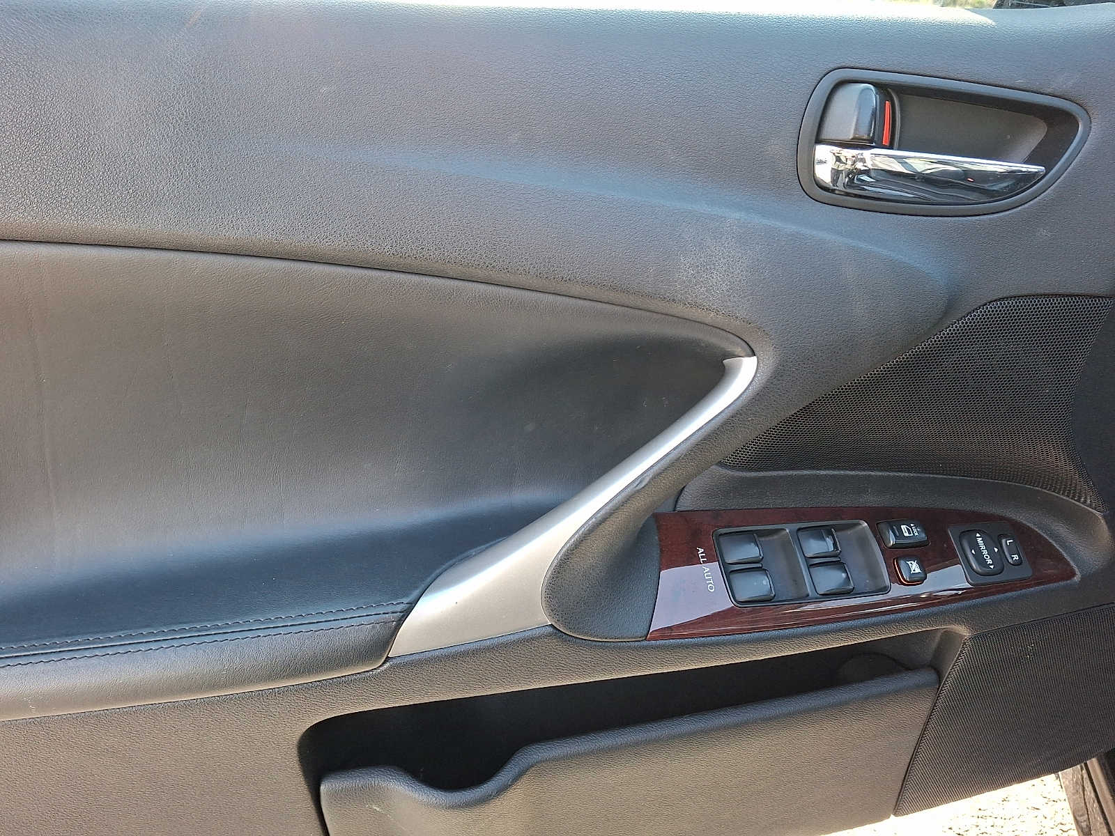 Thumbnail: 2008 Lexus IS - 11