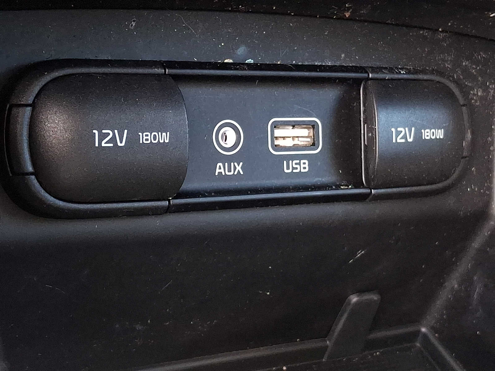 Thumbnail: 2019 Kia Sorento - 21