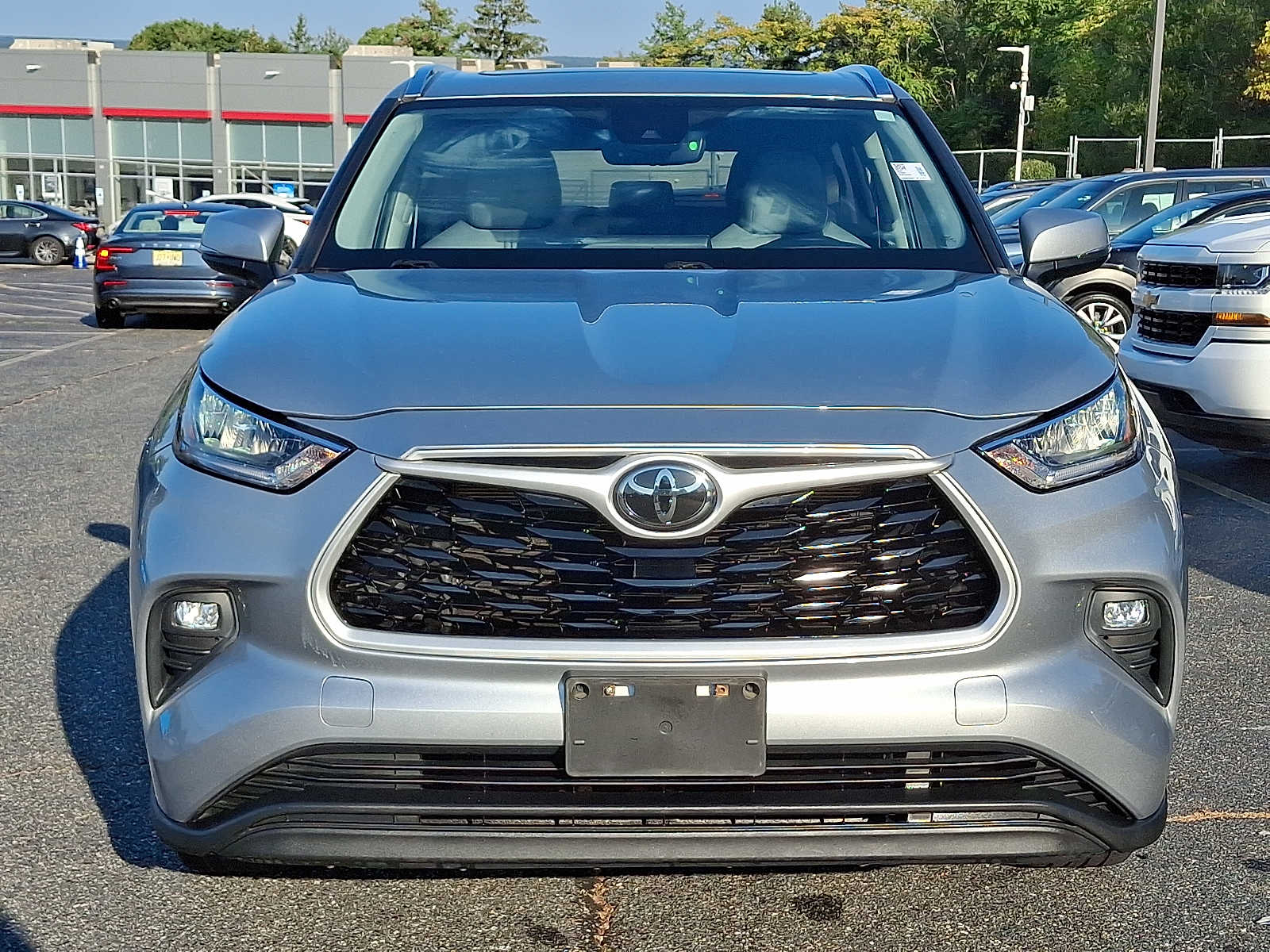 Thumbnail: 2020 Toyota Highlander - 2
