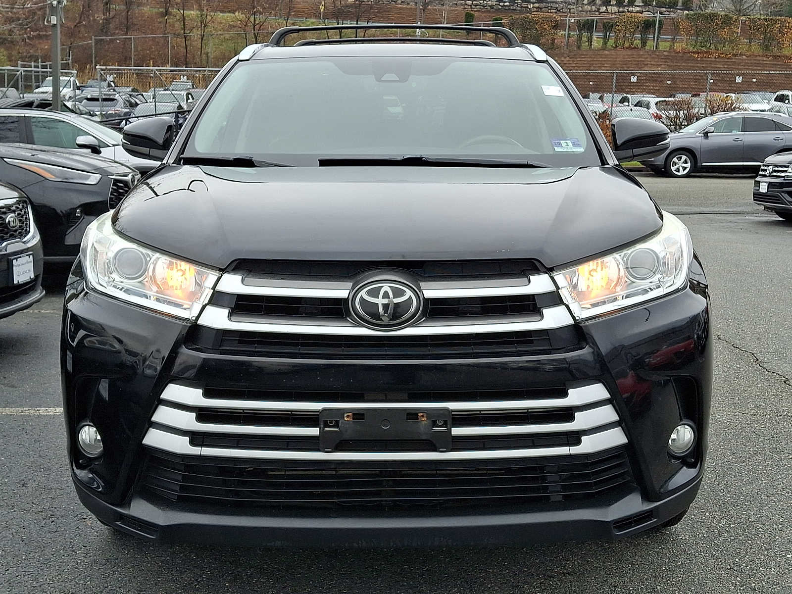Thumbnail: 2017 Toyota Highlander - 2