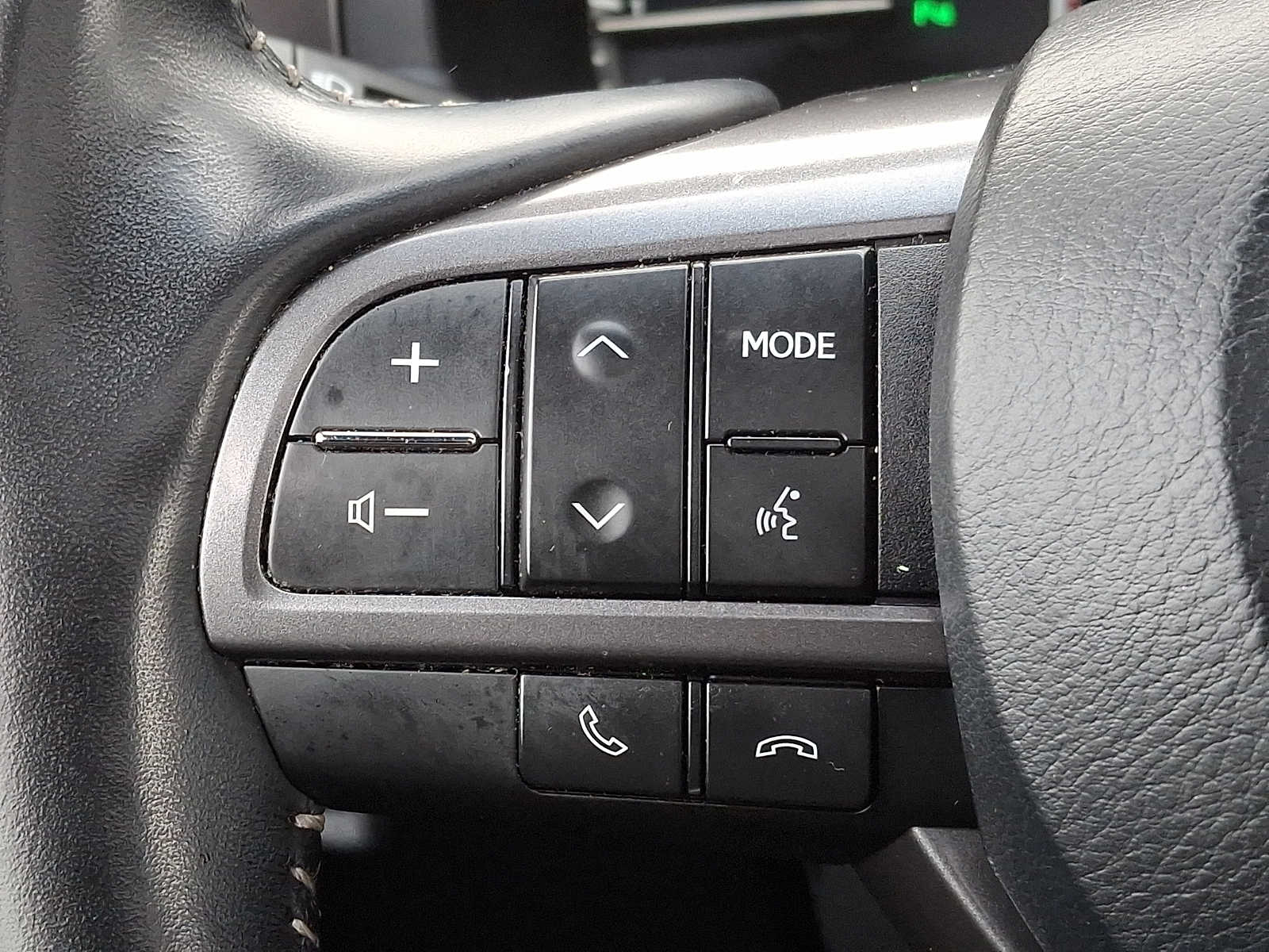 Thumbnail: 2023 Lexus GX - 19