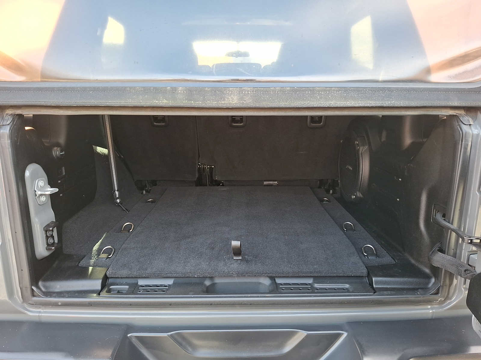 Thumbnail: 2018 Jeep Wrangler - 26