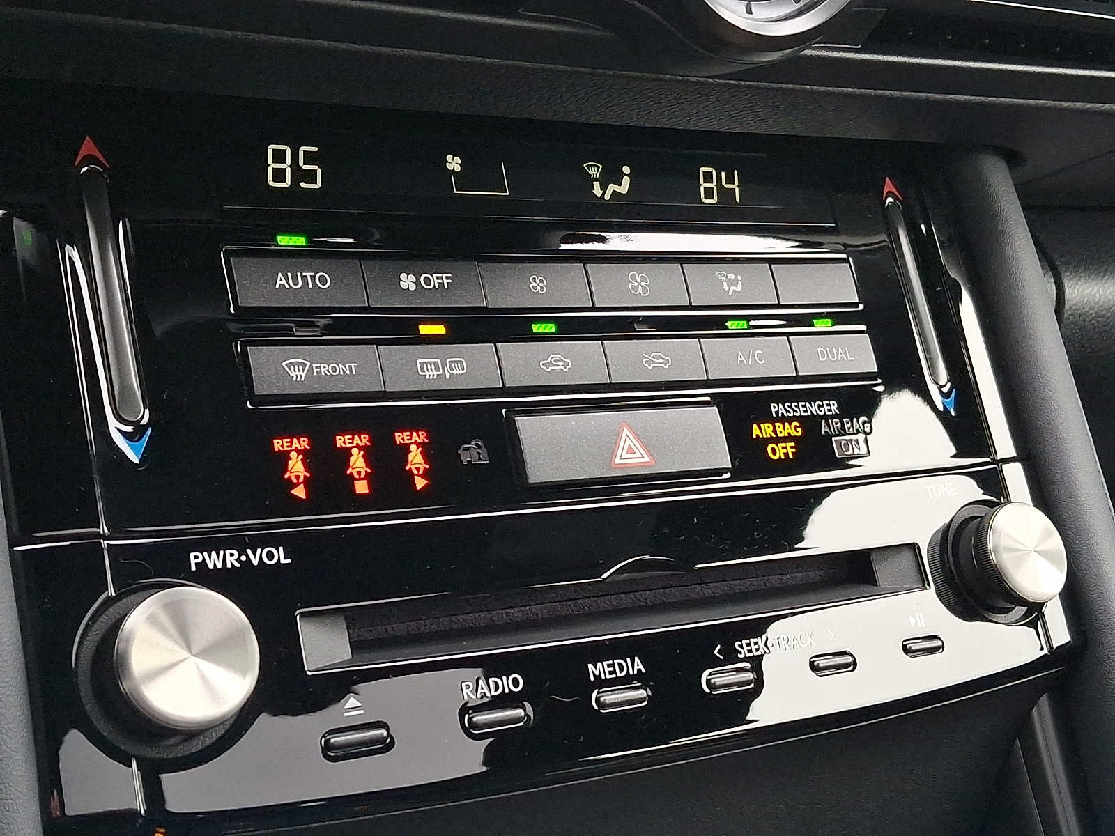 Thumbnail: 2025 Lexus IS - 12