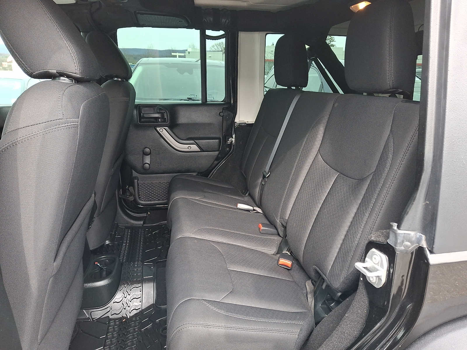 Thumbnail: 2018 Jeep Wrangler - 9