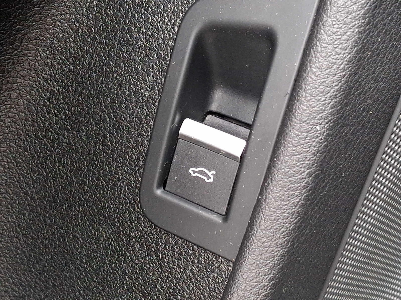 Thumbnail: 2018 Audi Q7 - 23