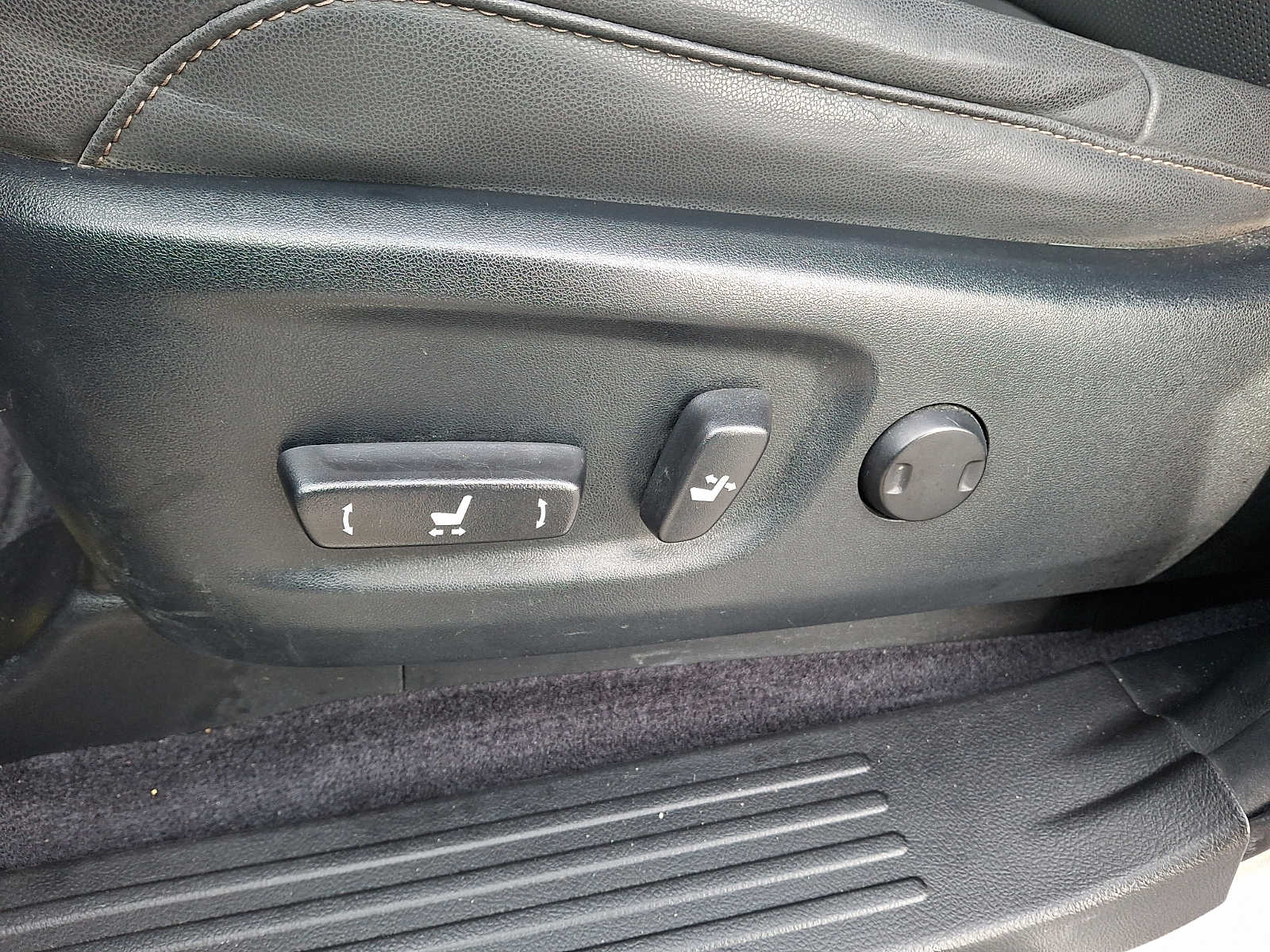 Thumbnail: 2021 Lexus GX - 11