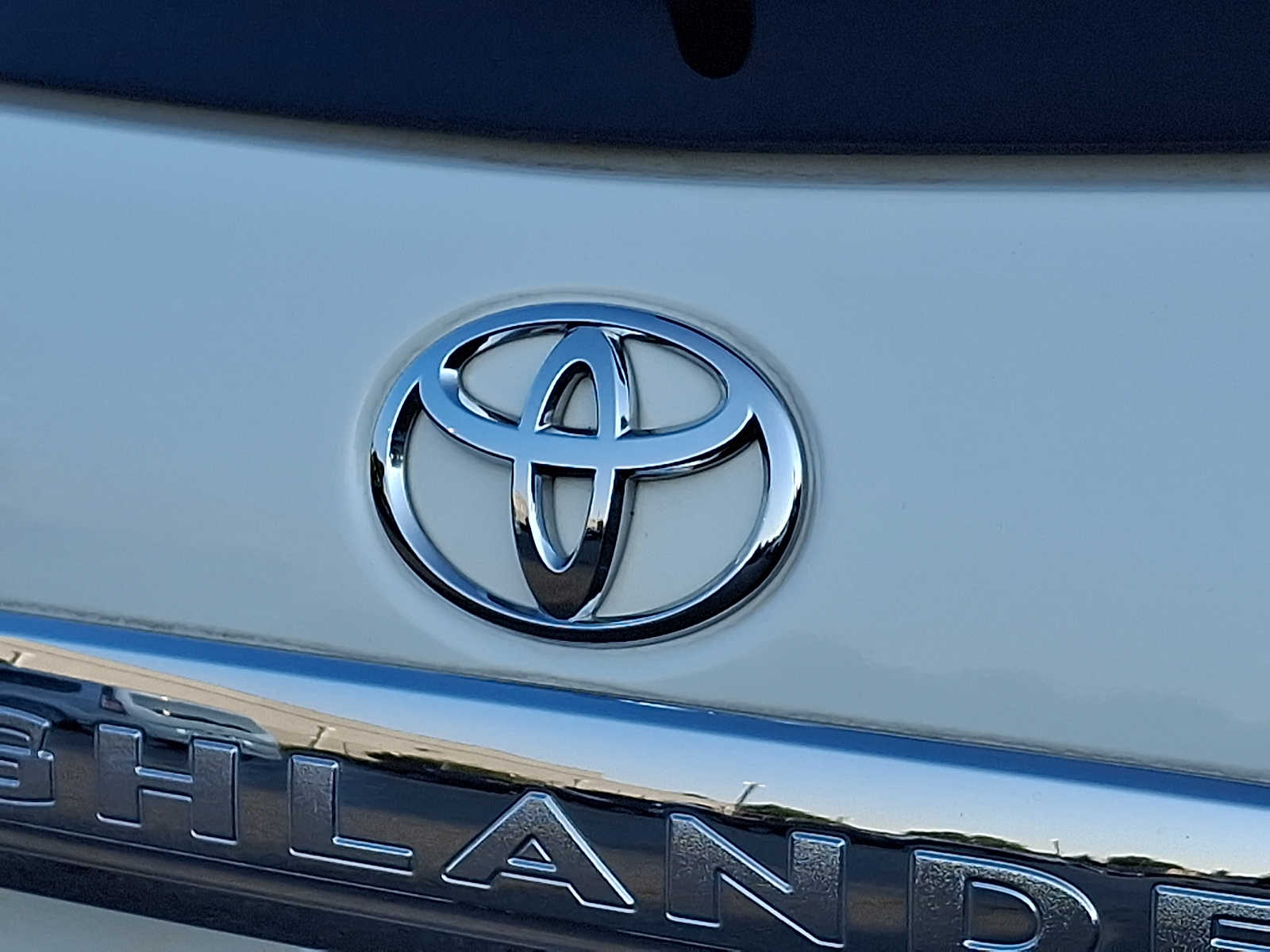 Thumbnail: 2013 Toyota Highlander - 29