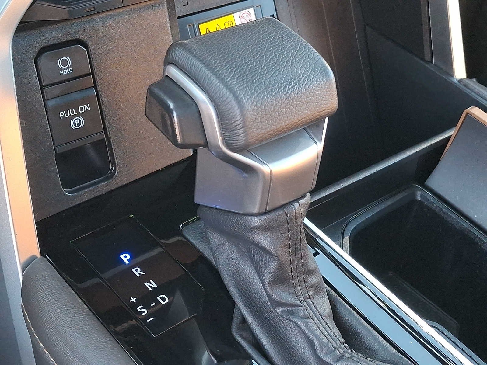 Thumbnail: 2023 Toyota Tundra - 11