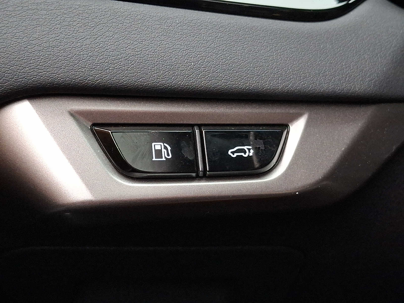 Thumbnail: 2025 Lexus RX - 23