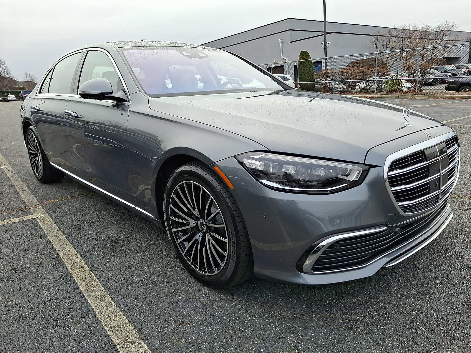 Thumbnail: 2022 Mercedes-Benz S-Class - 3