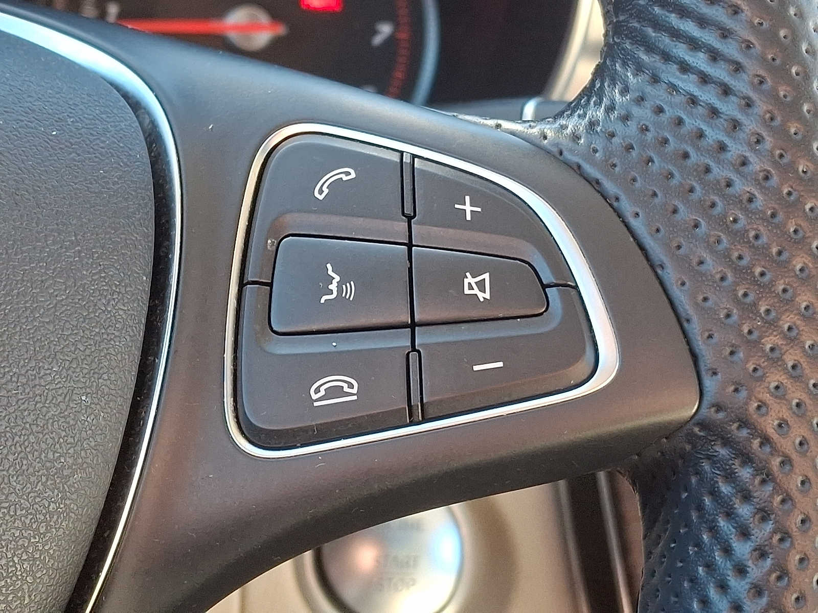 Thumbnail: 2019 Mercedes-Benz GLC - 17