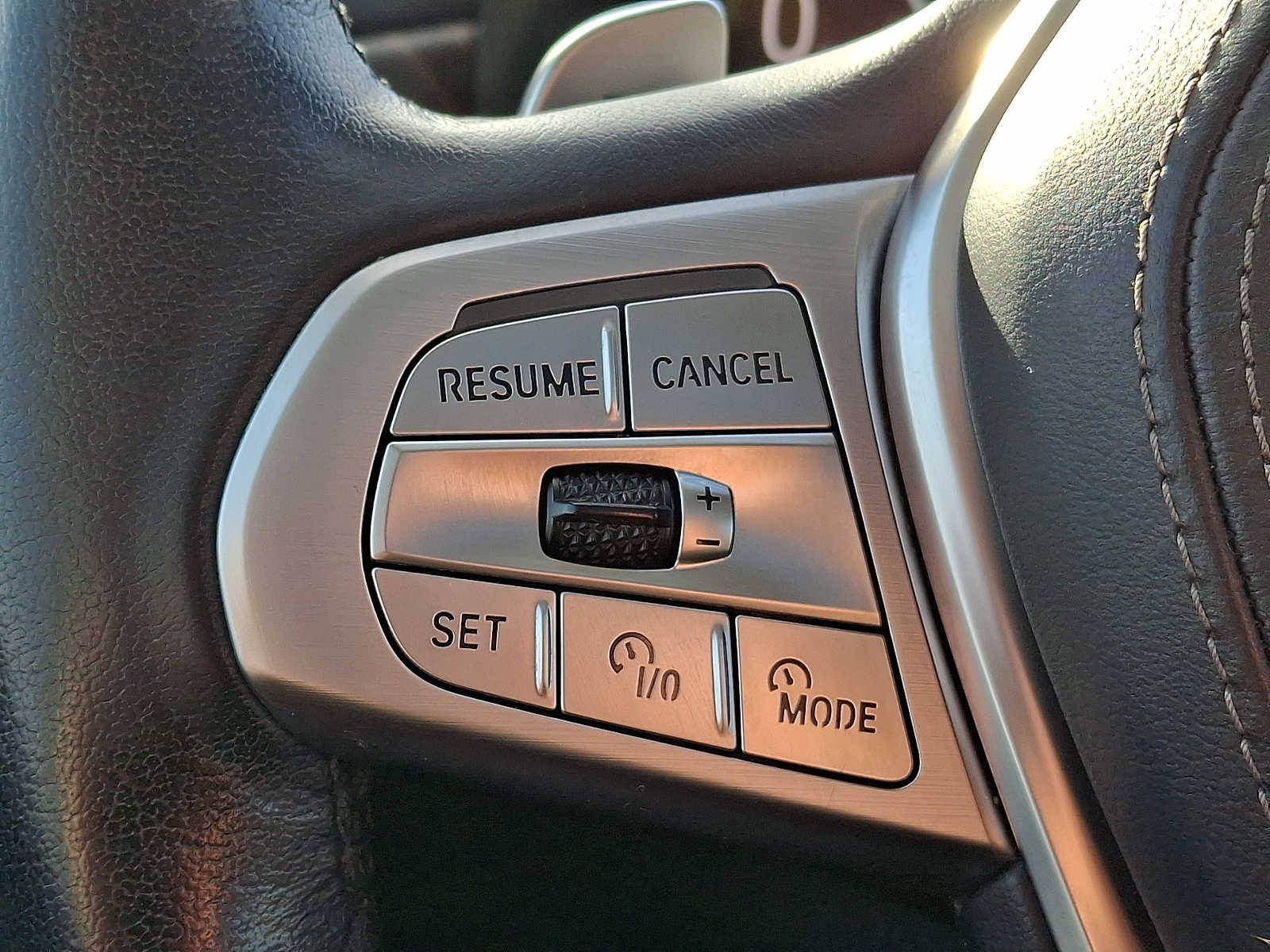 Thumbnail: 2023 BMW X7 - 16