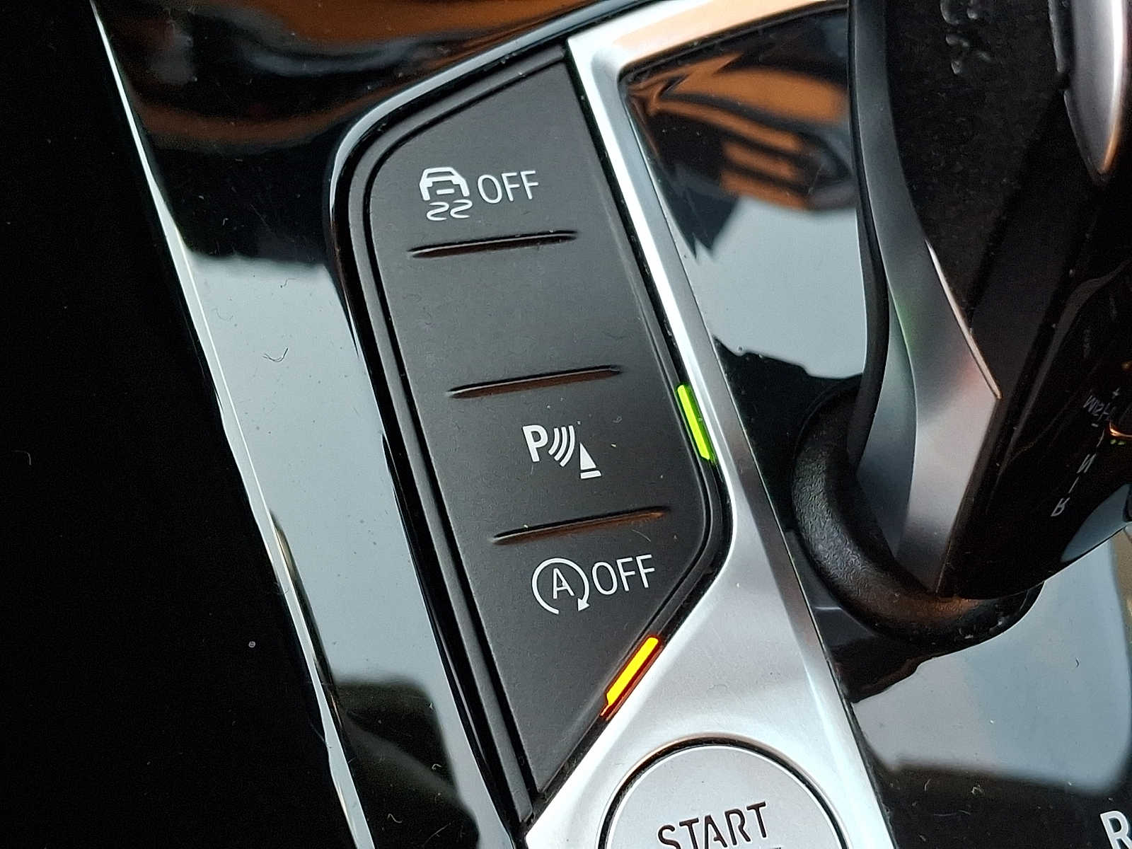 Thumbnail: 2023 BMW X3 - 21