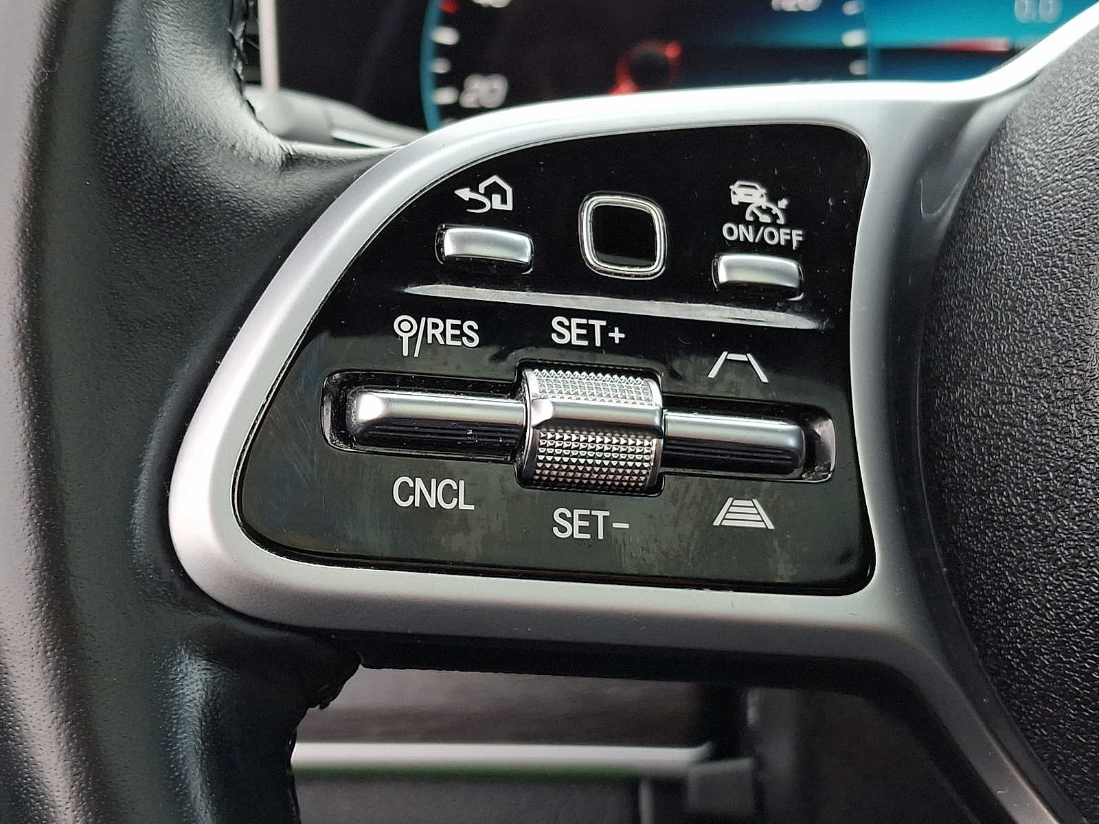 Thumbnail: 2022 Mercedes-Benz GLE - 17