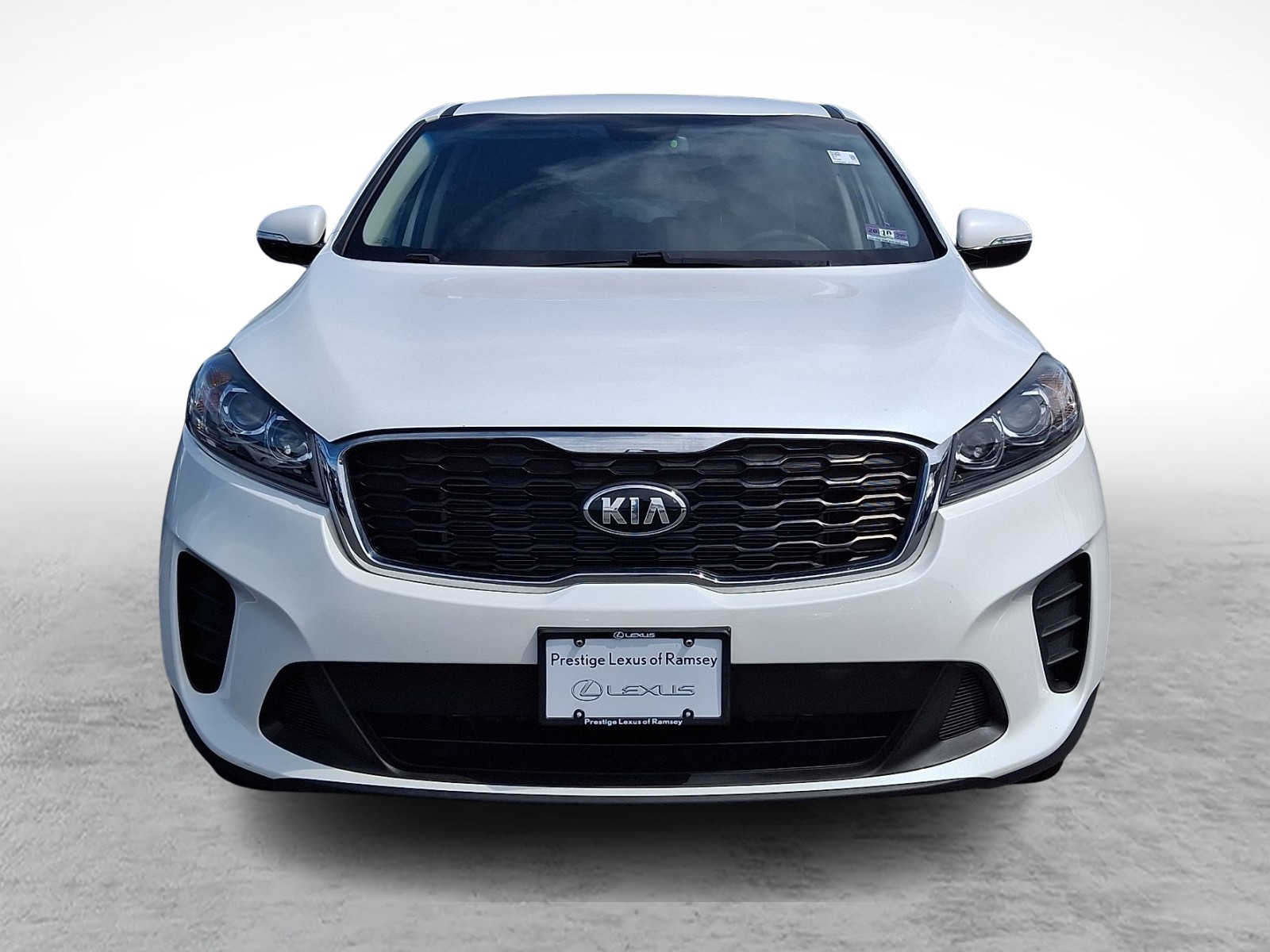 Thumbnail: 2019 Kia Sorento - 2