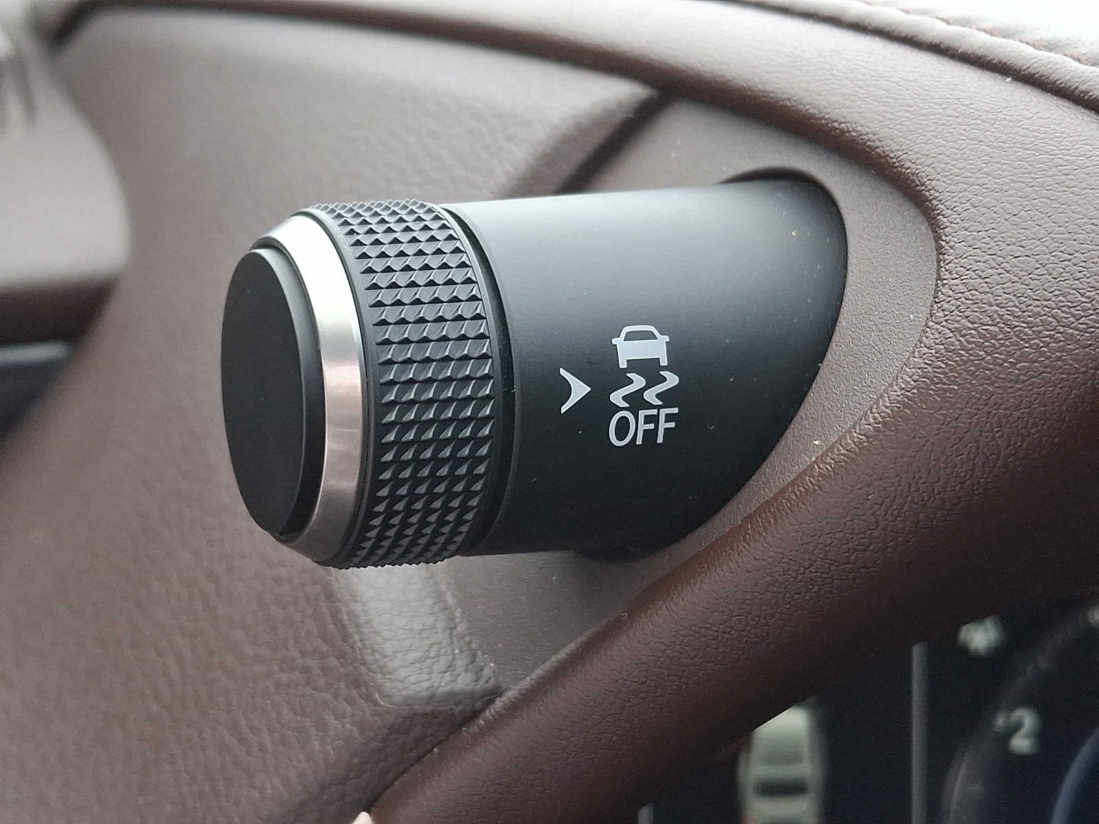 Thumbnail: 2019 Lexus ES - 24