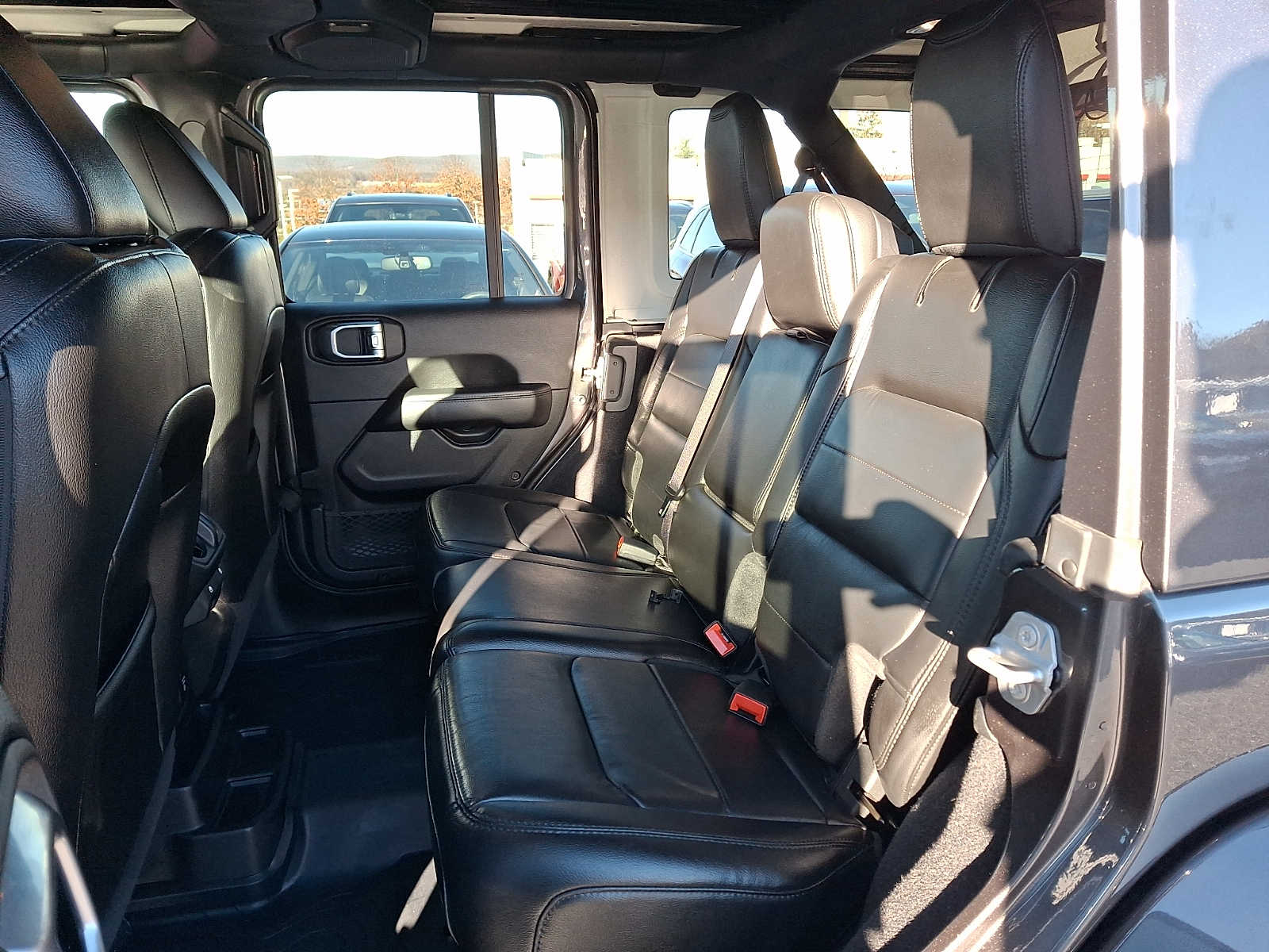 Thumbnail: 2021 Jeep Wrangler - 7