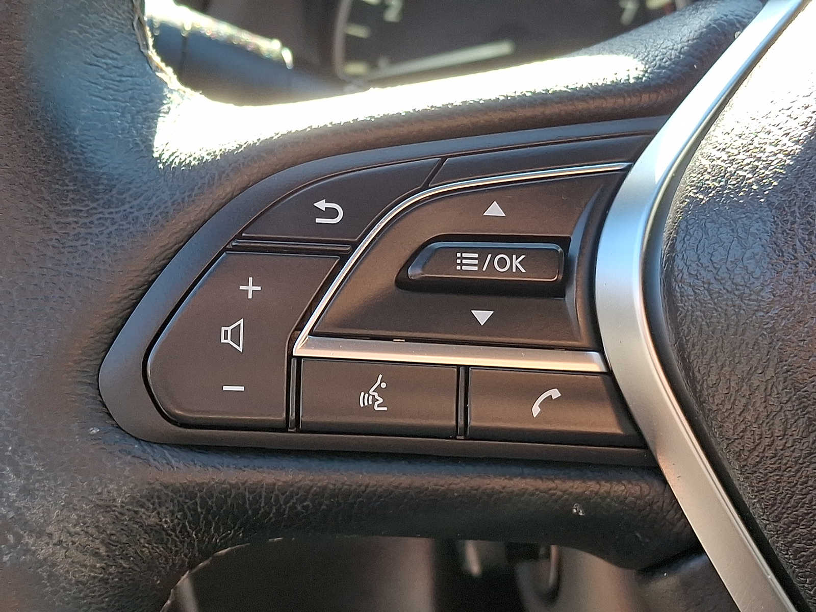 Thumbnail: 2022 INFINITI Q50 - 18