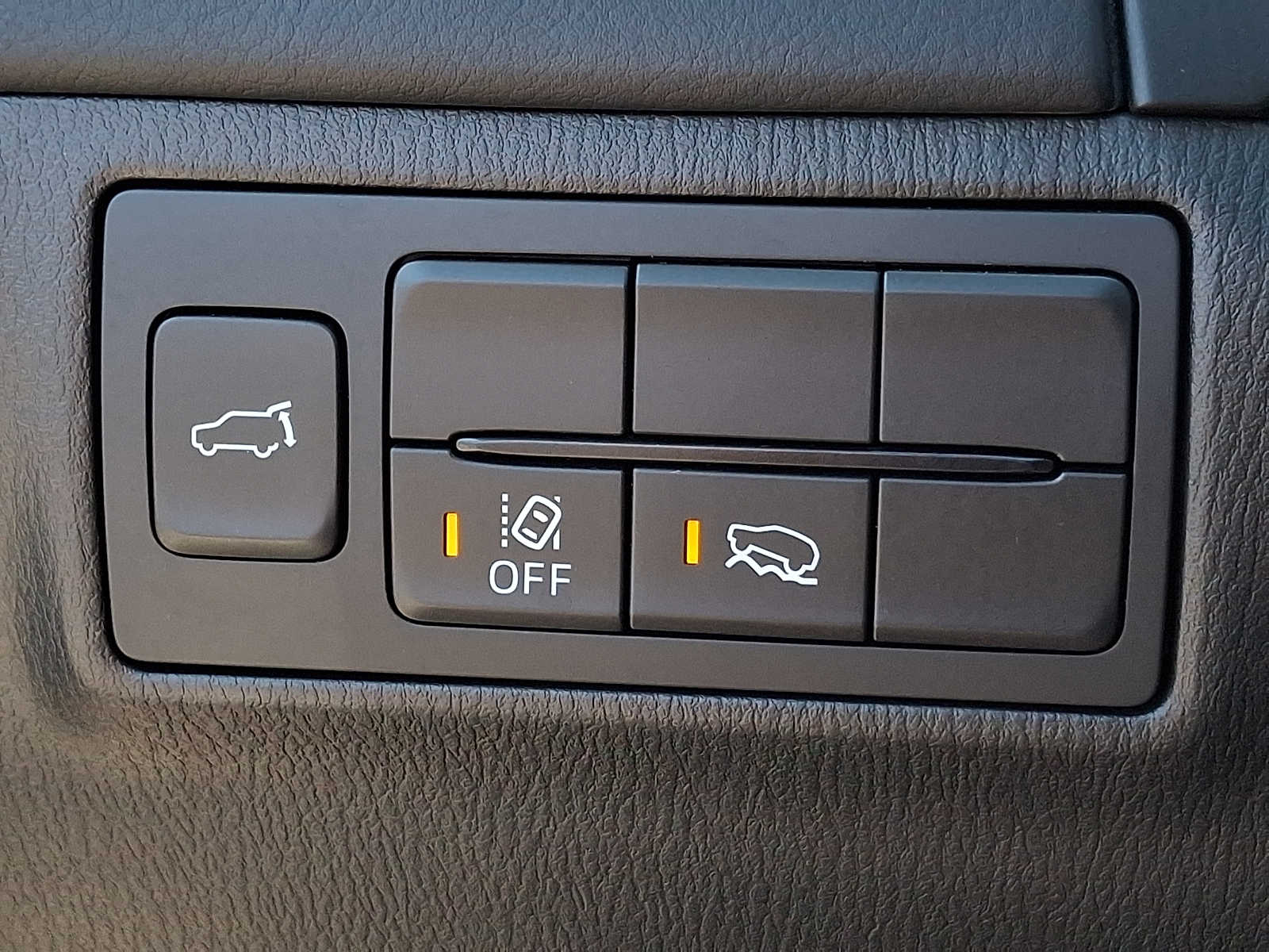 Thumbnail: 2023 Mazda CX-9 - 25