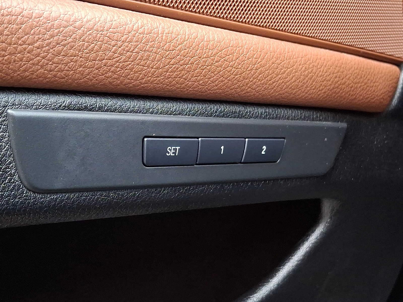 Thumbnail: 2015 BMW 5 Series - 24