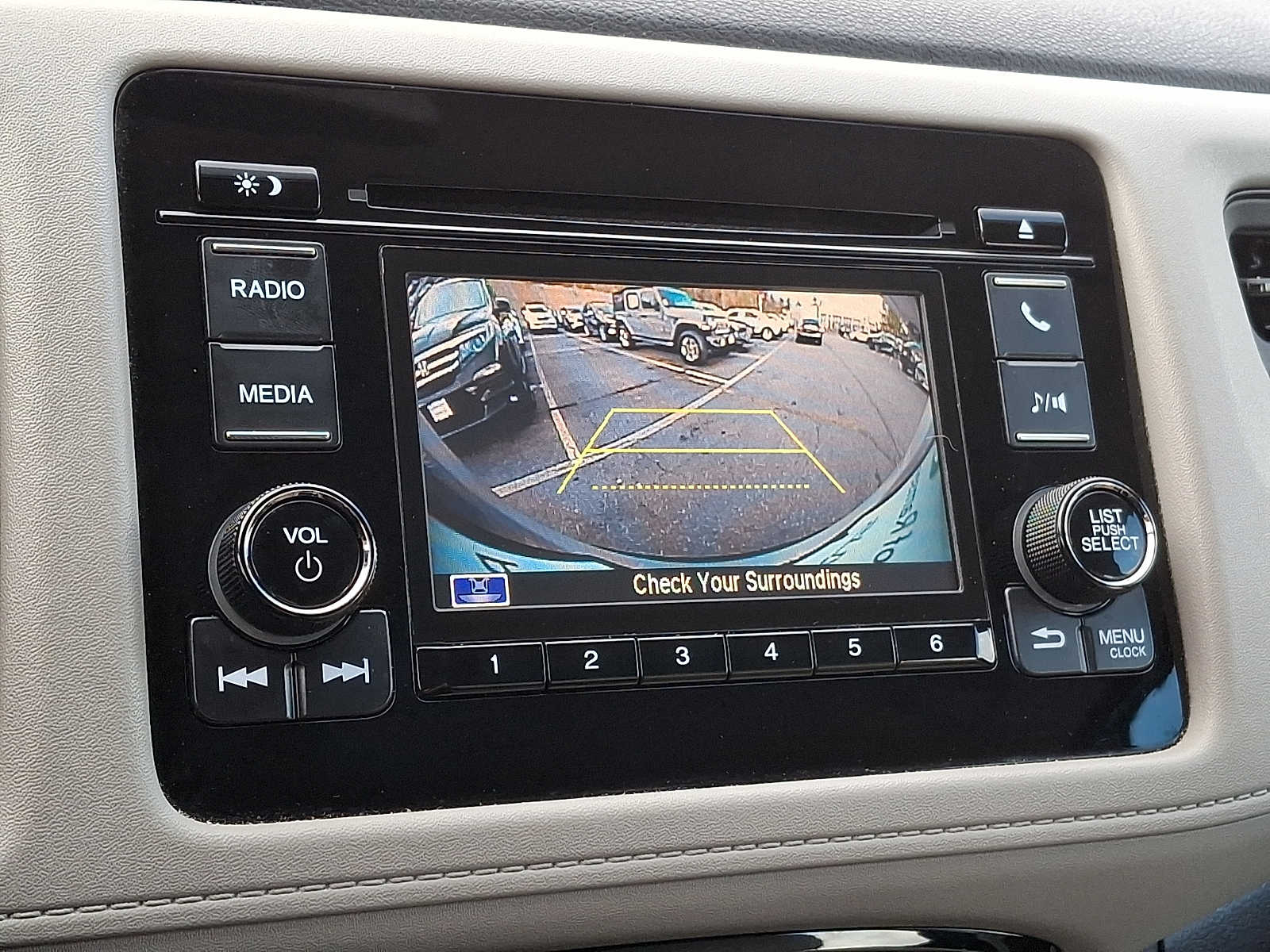 Thumbnail: 2019 Honda HR-V - 18