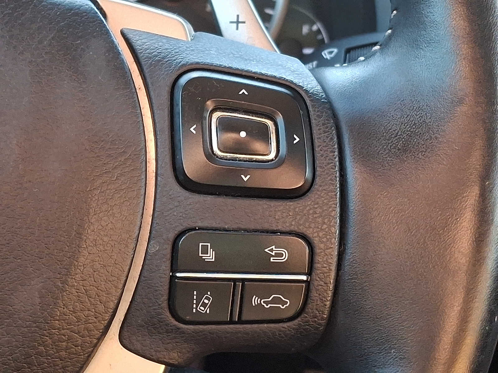 Thumbnail: 2019 Lexus NX - 19