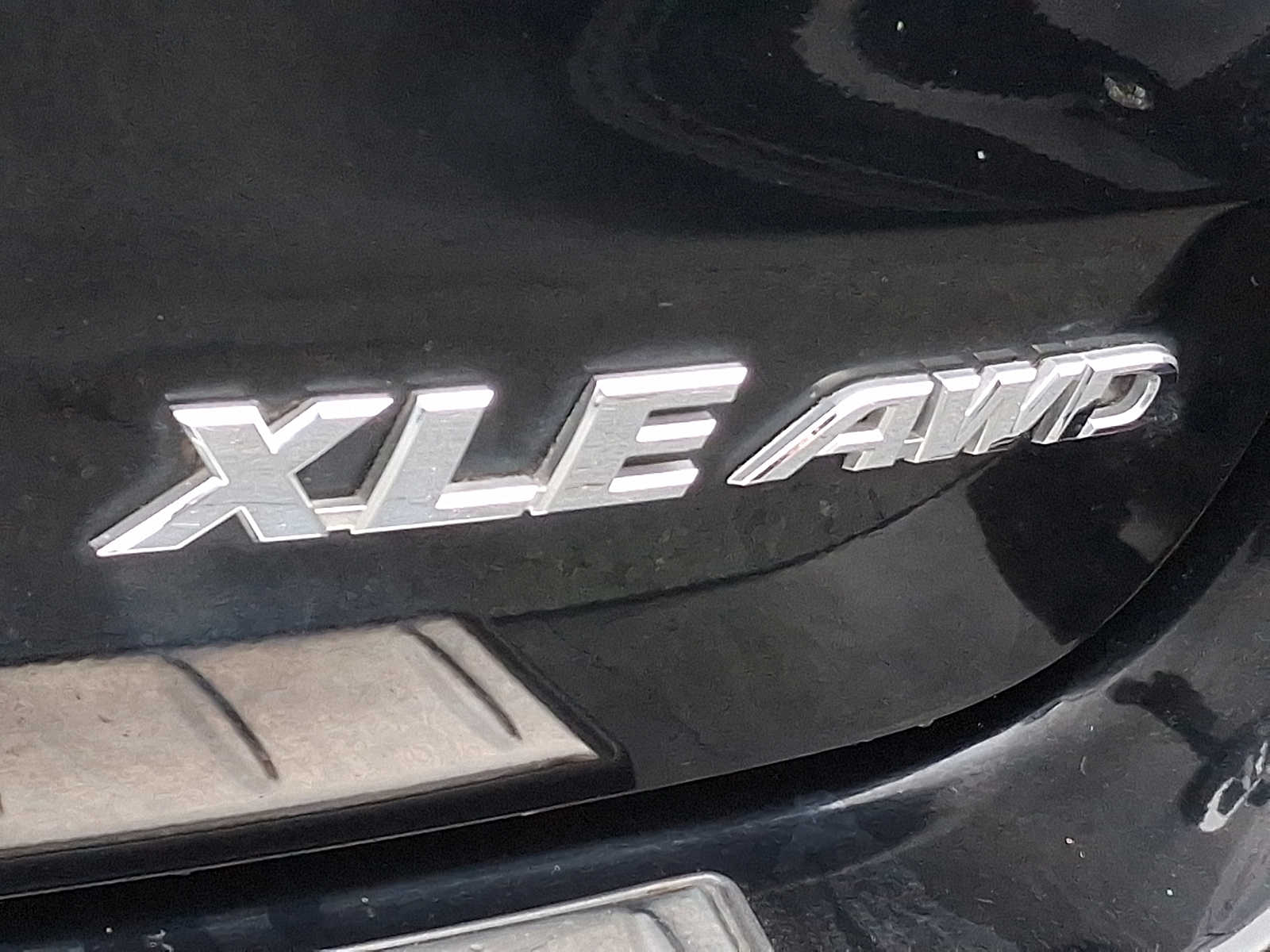 Thumbnail: 2017 Toyota Highlander - 28