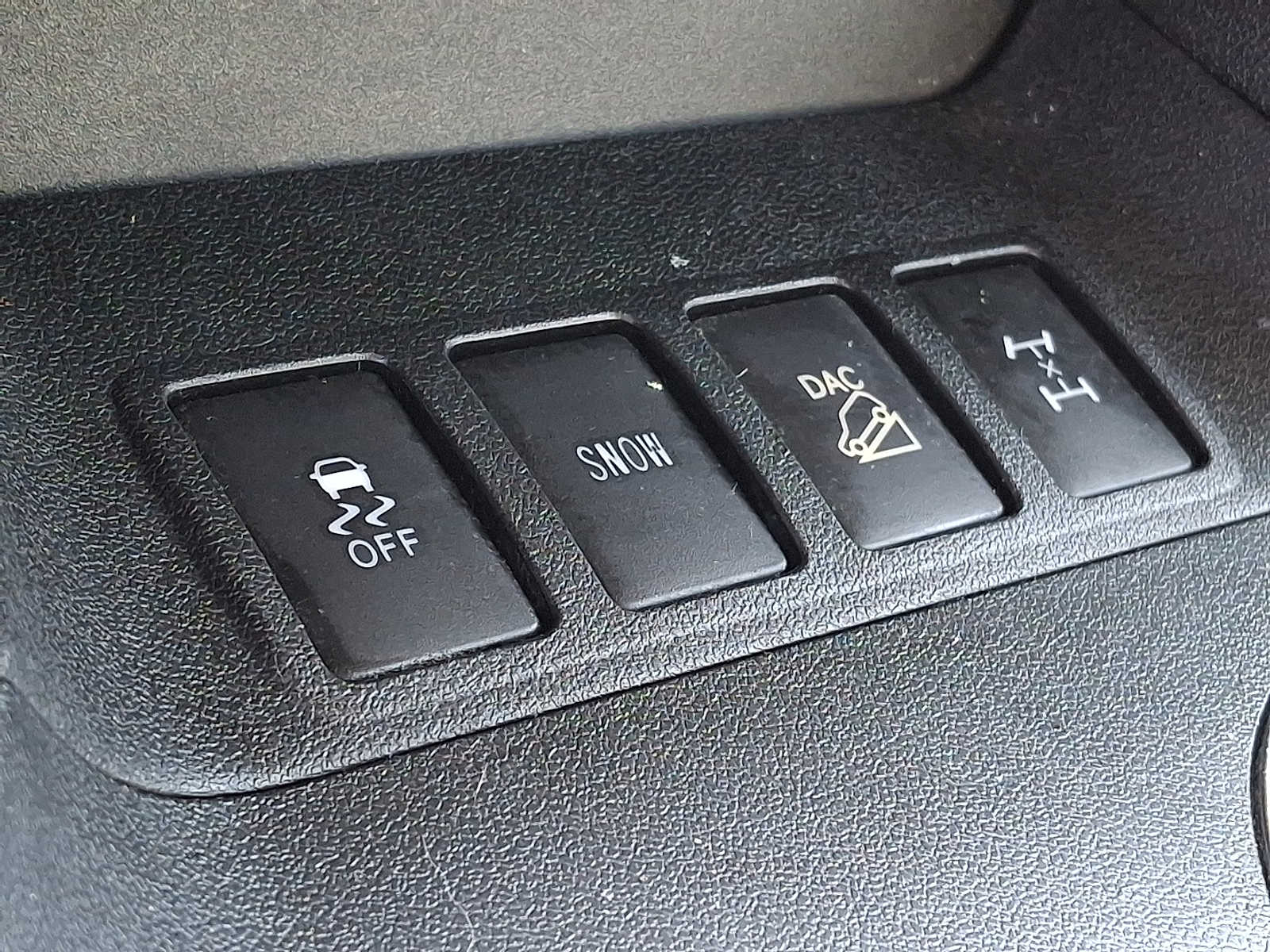 Thumbnail: 2014 Toyota Highlander - 21