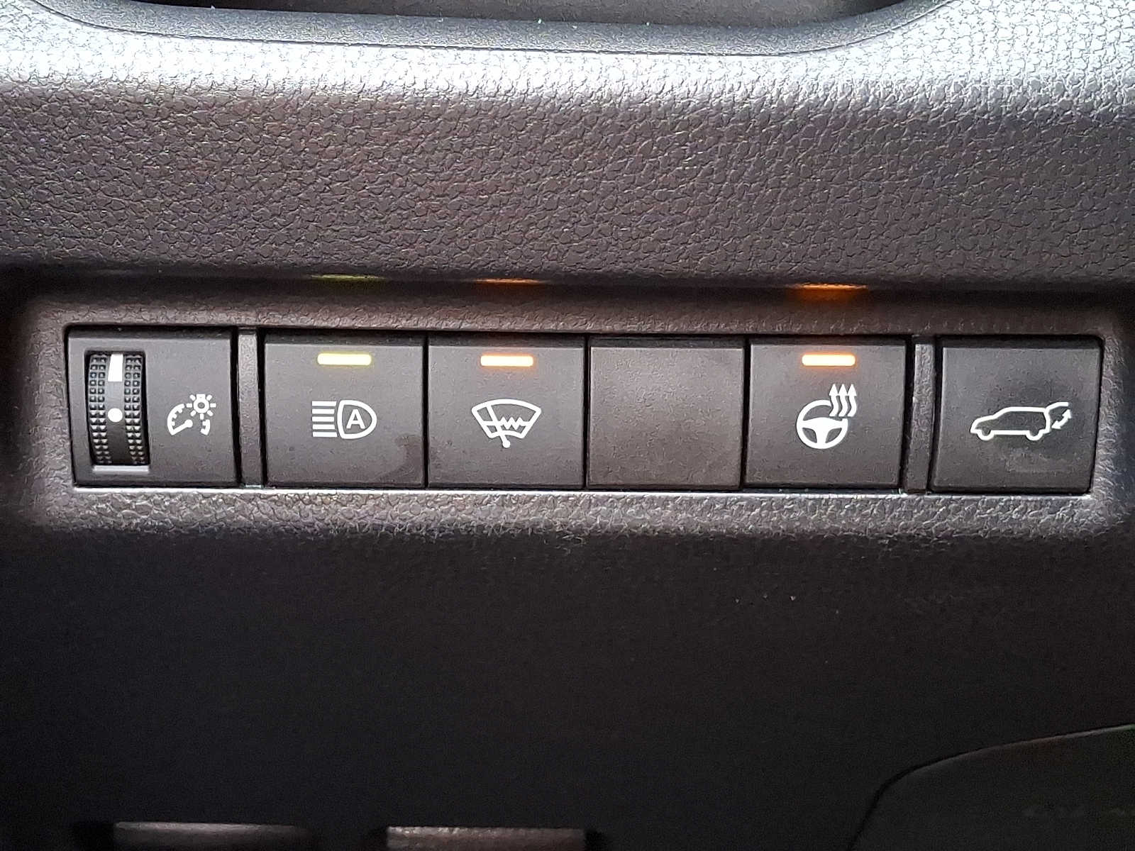 Thumbnail: 2019 Toyota RAV4 - 26