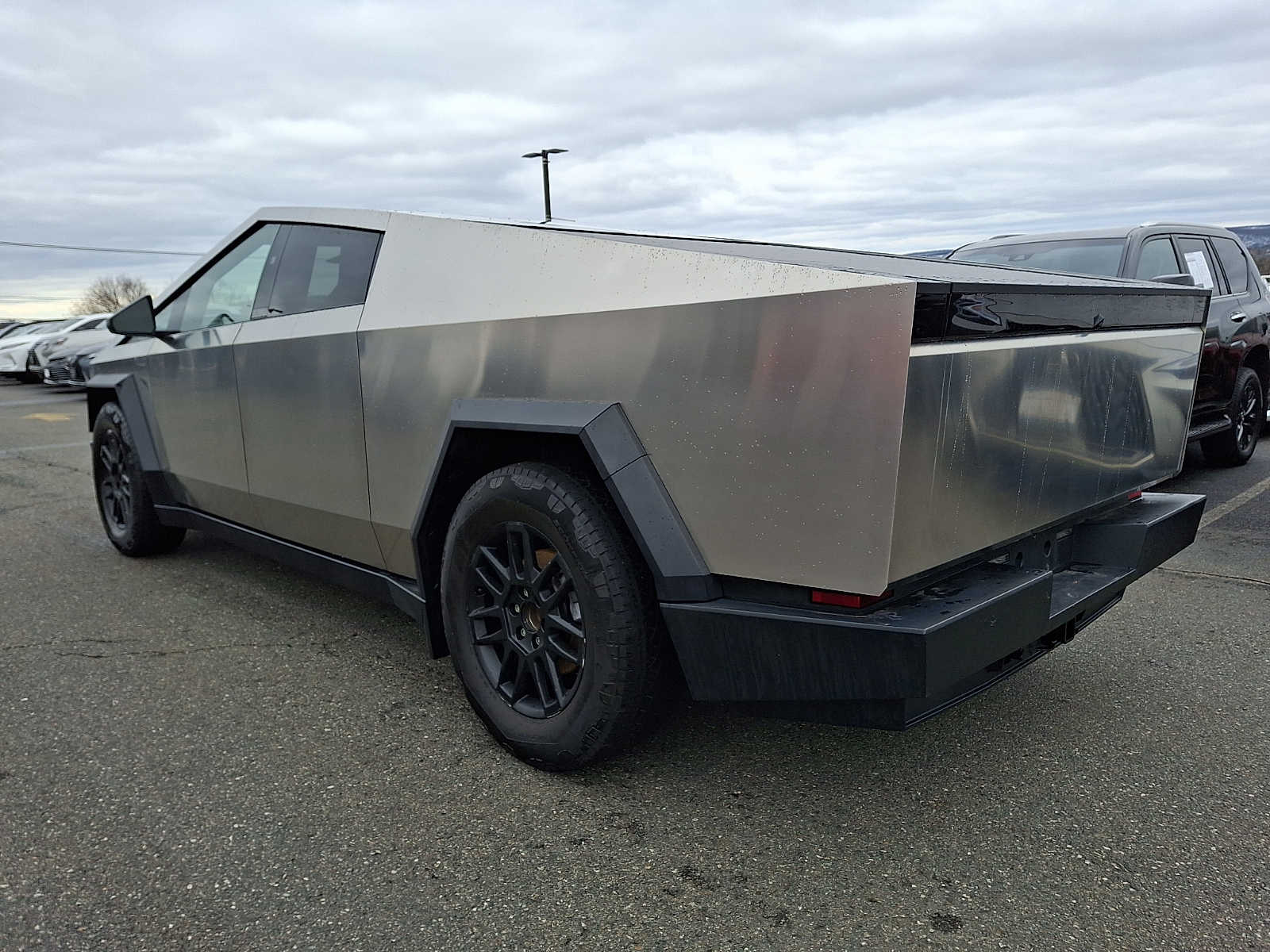 Thumbnail: 2025 Tesla Cybertruck - 5