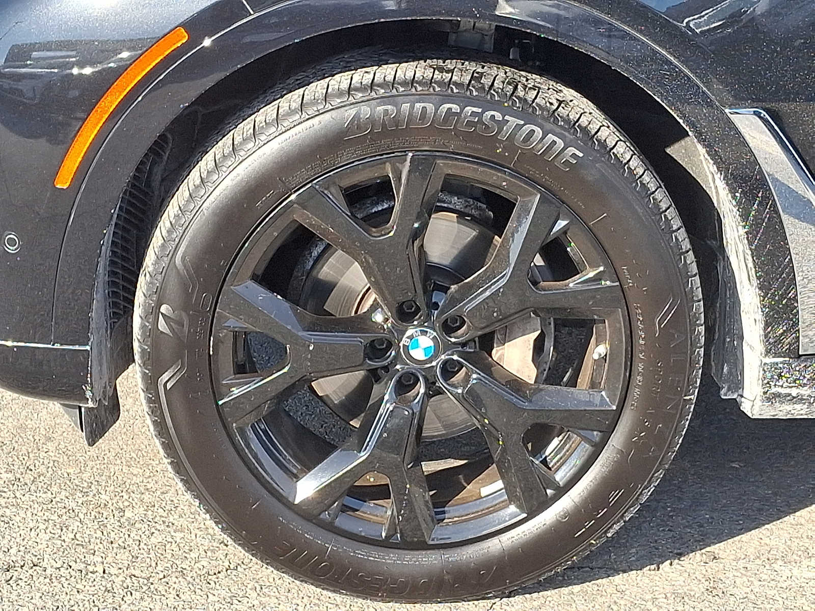 Thumbnail: 2021 BMW X7 - 6