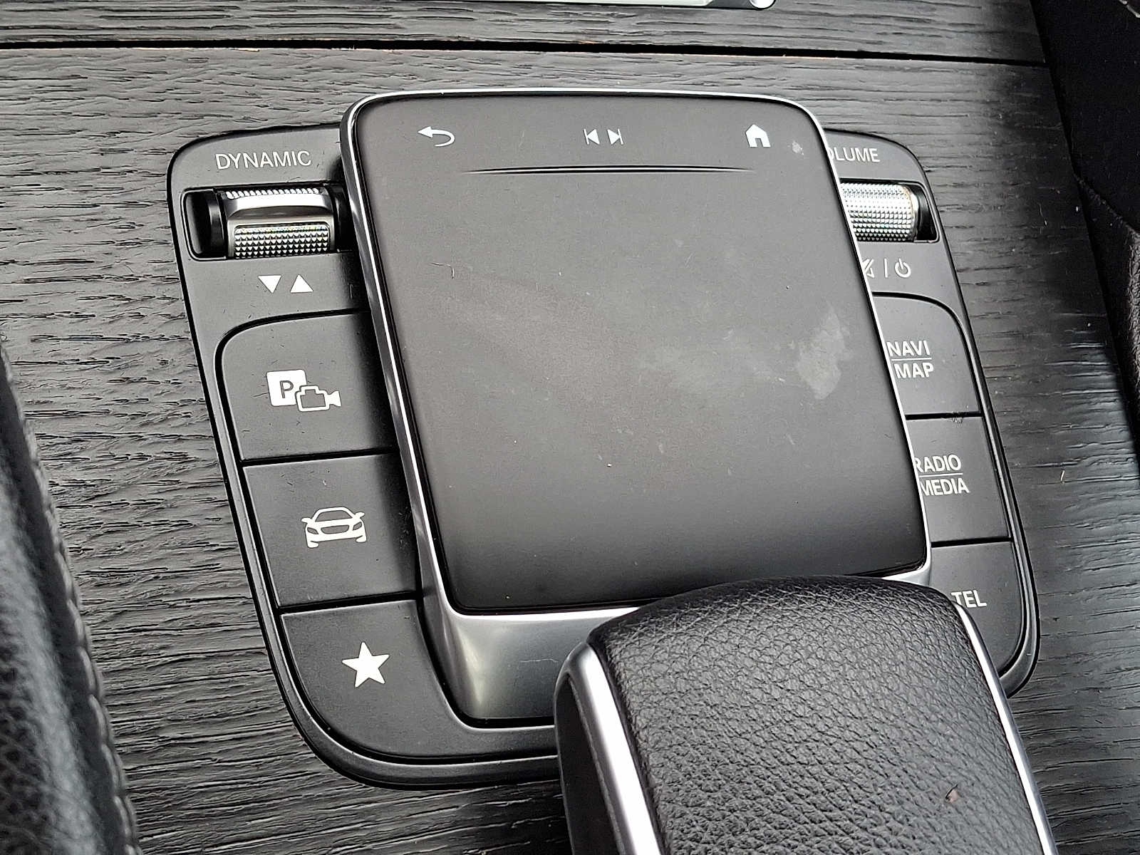 Thumbnail: 2022 Mercedes-Benz GLE - 20