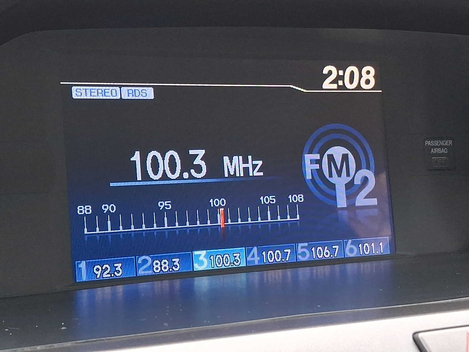 Thumbnail: 2013 Honda Odyssey - 17