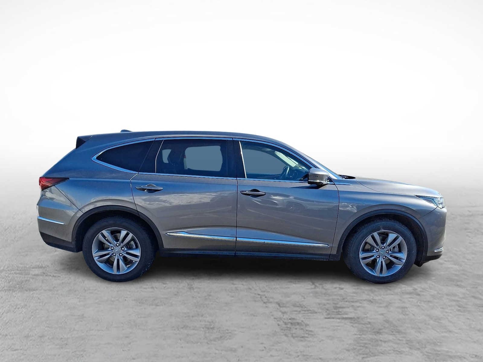 Thumbnail: 2022 Acura MDX - 4