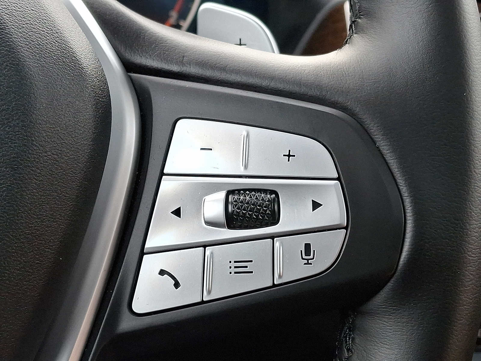 Thumbnail: 2024 BMW X3 - 17