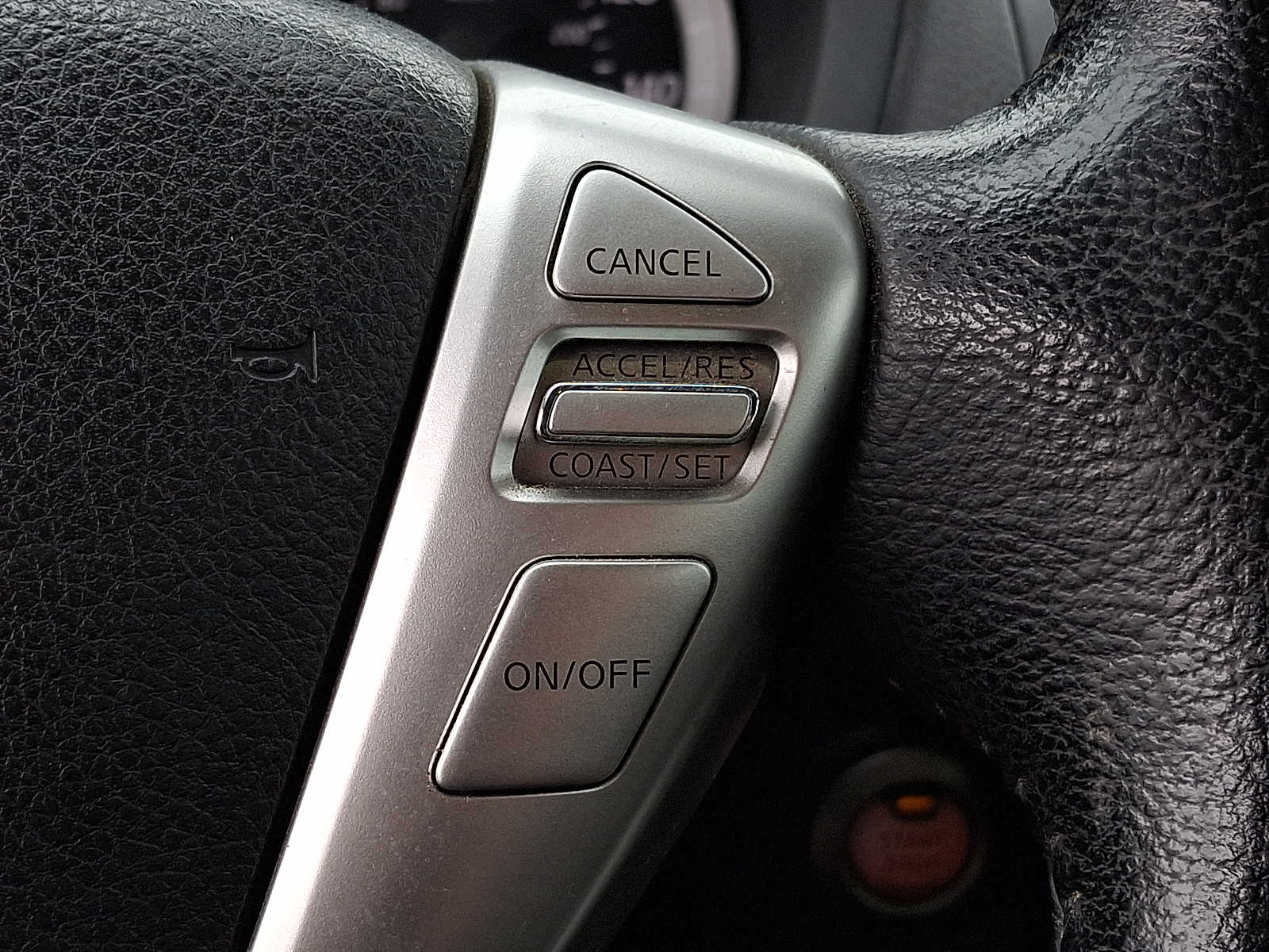 Thumbnail: 2015 Nissan Sentra - 18