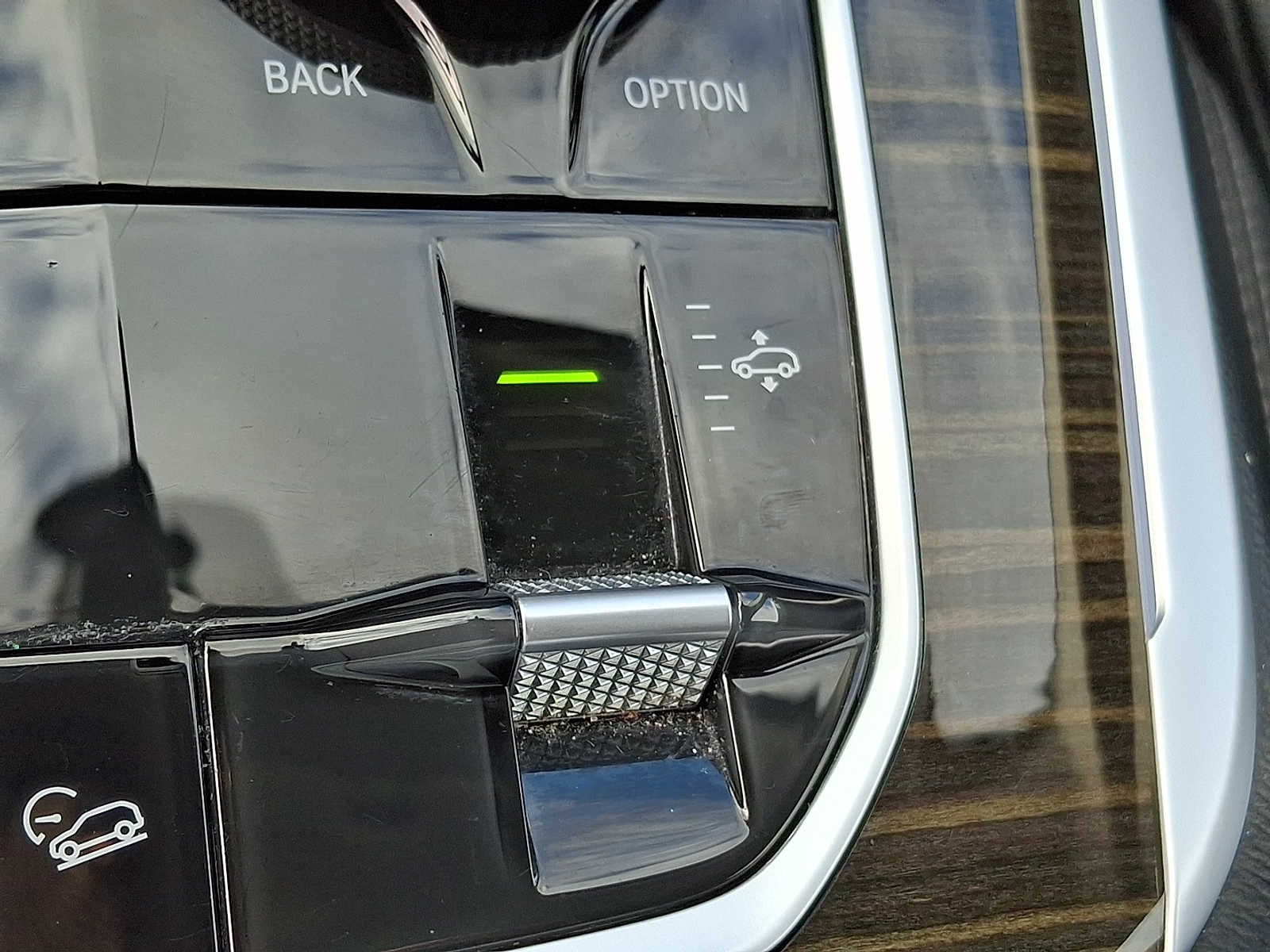 Thumbnail: 2021 BMW X7 - 24