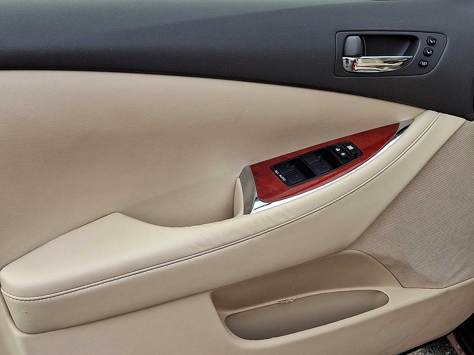 2012 Lexus ES 350 9