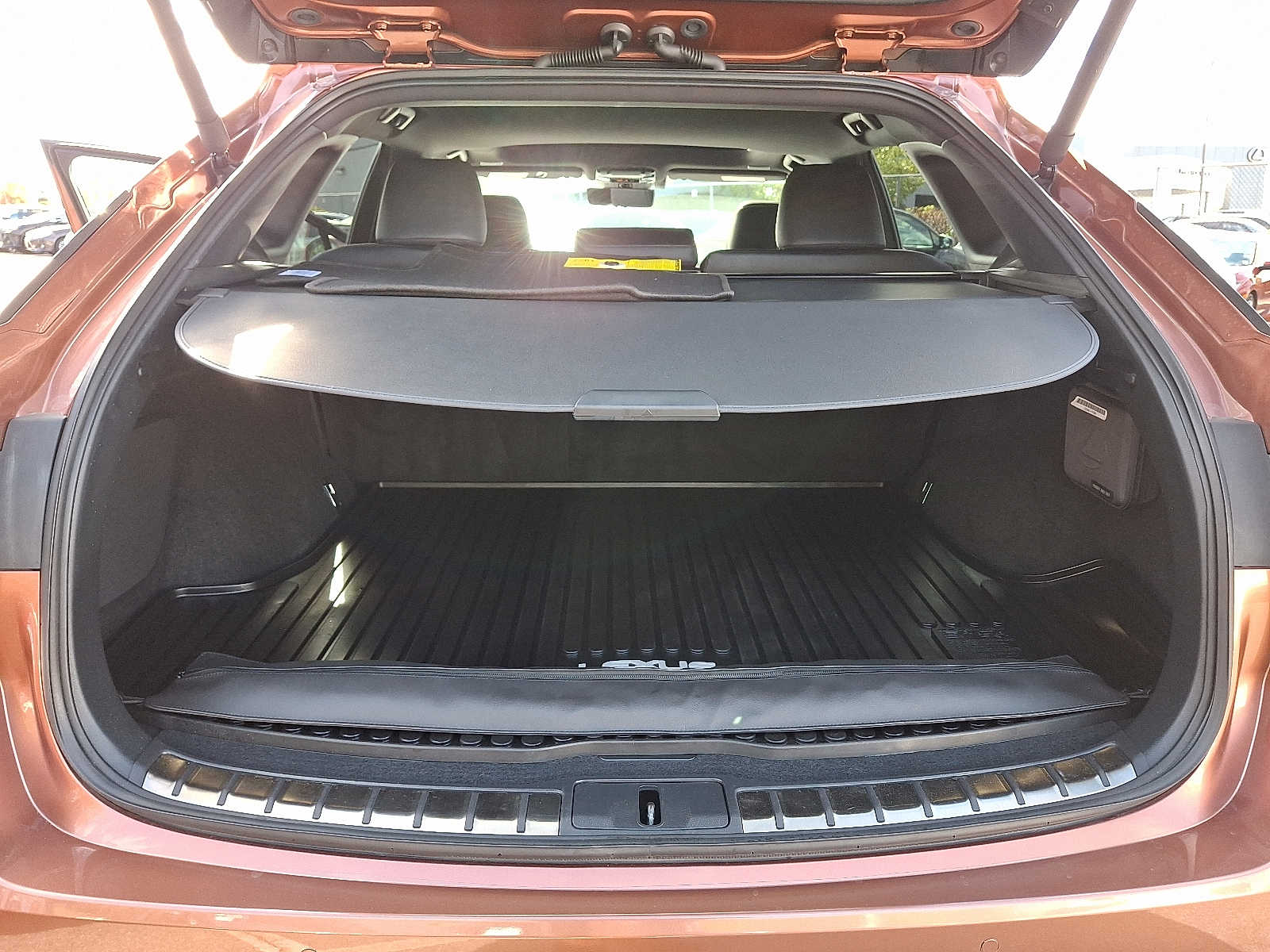 Thumbnail: 2023 Lexus RX - 27