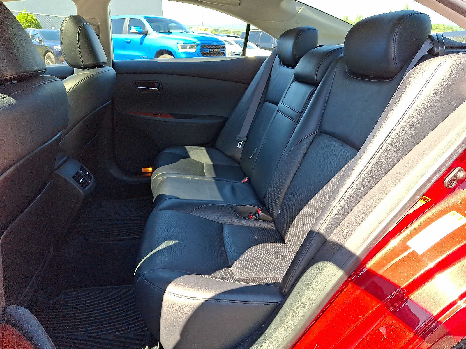 Thumbnail: 2009 Lexus ES - 8