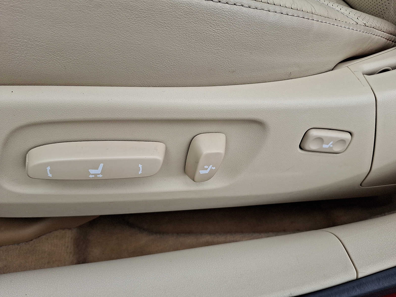2012 Lexus ES 350 11