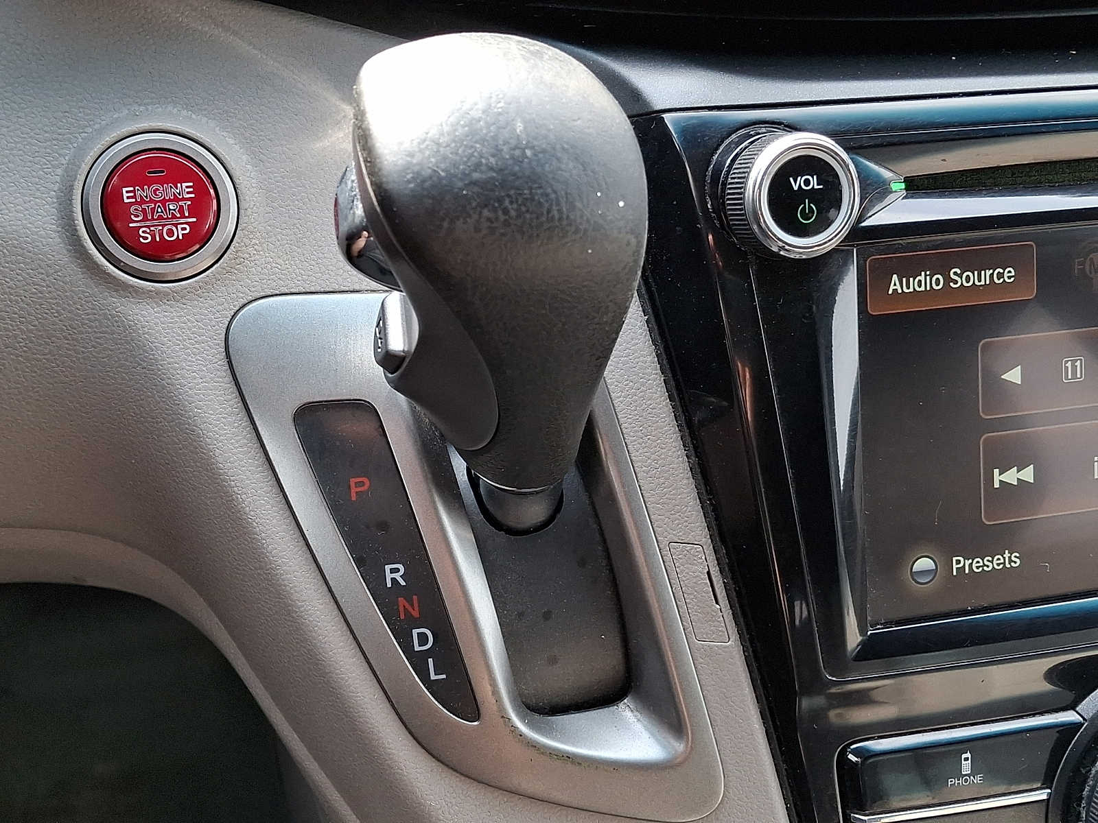 Thumbnail: 2014 Honda Odyssey - 14