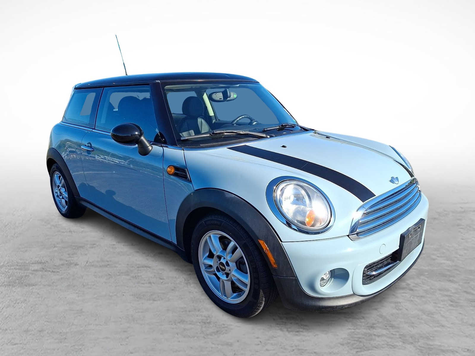 Thumbnail: 2013 MINI Cooper Hardtop - 3