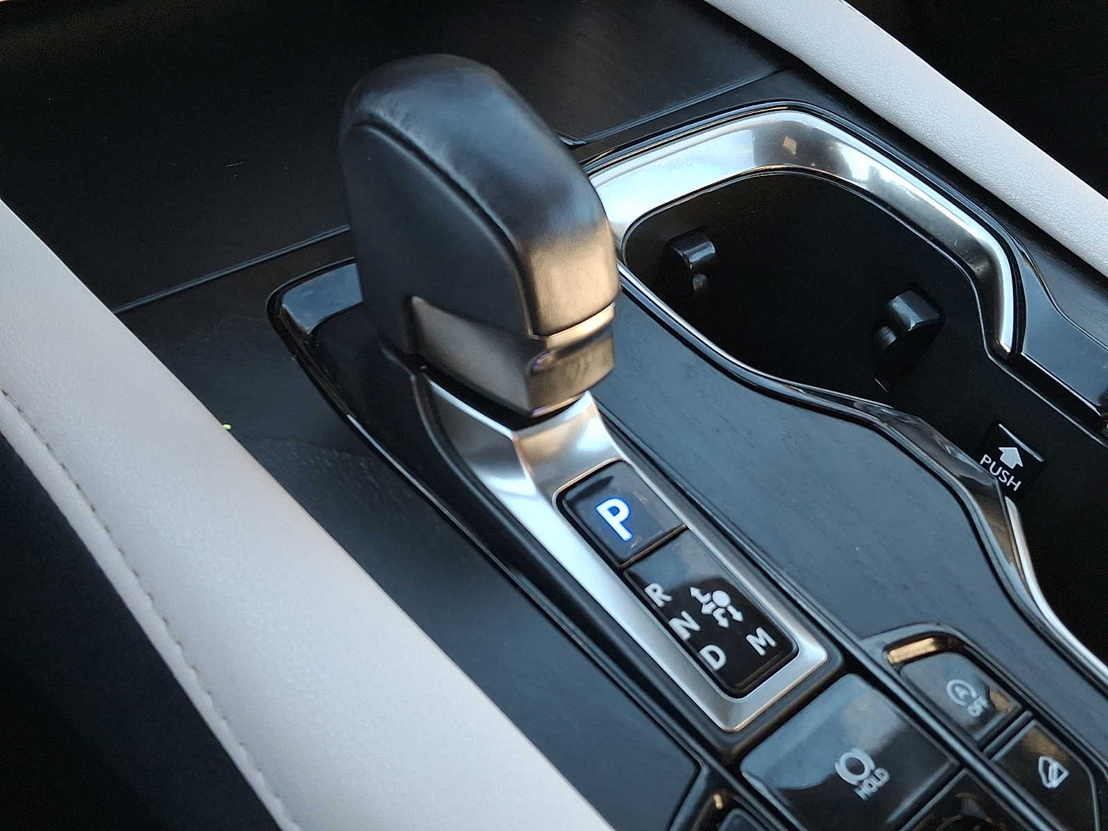 Thumbnail: 2023 Lexus RX - 13