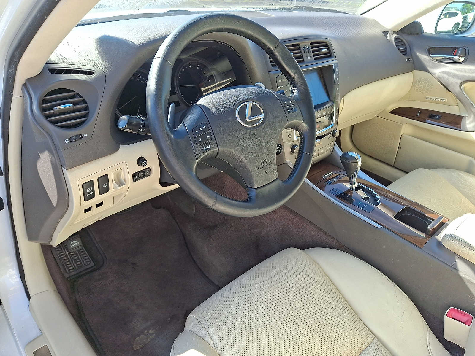 Thumbnail: 2010 Lexus IS - 9