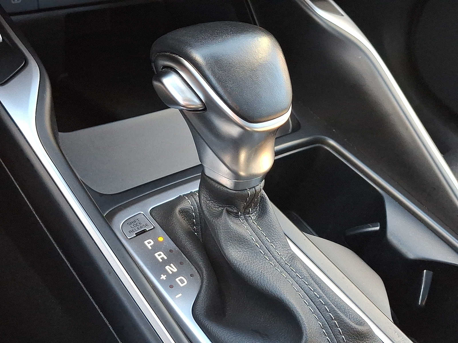 Thumbnail: 2022 Kia Sorento - 14