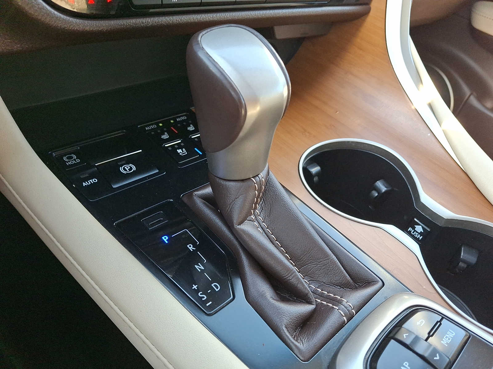 Thumbnail: 2017 Lexus RX - 13
