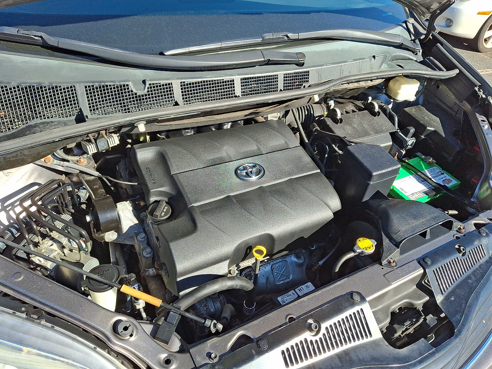 Thumbnail: 2014 Toyota Sienna - 25