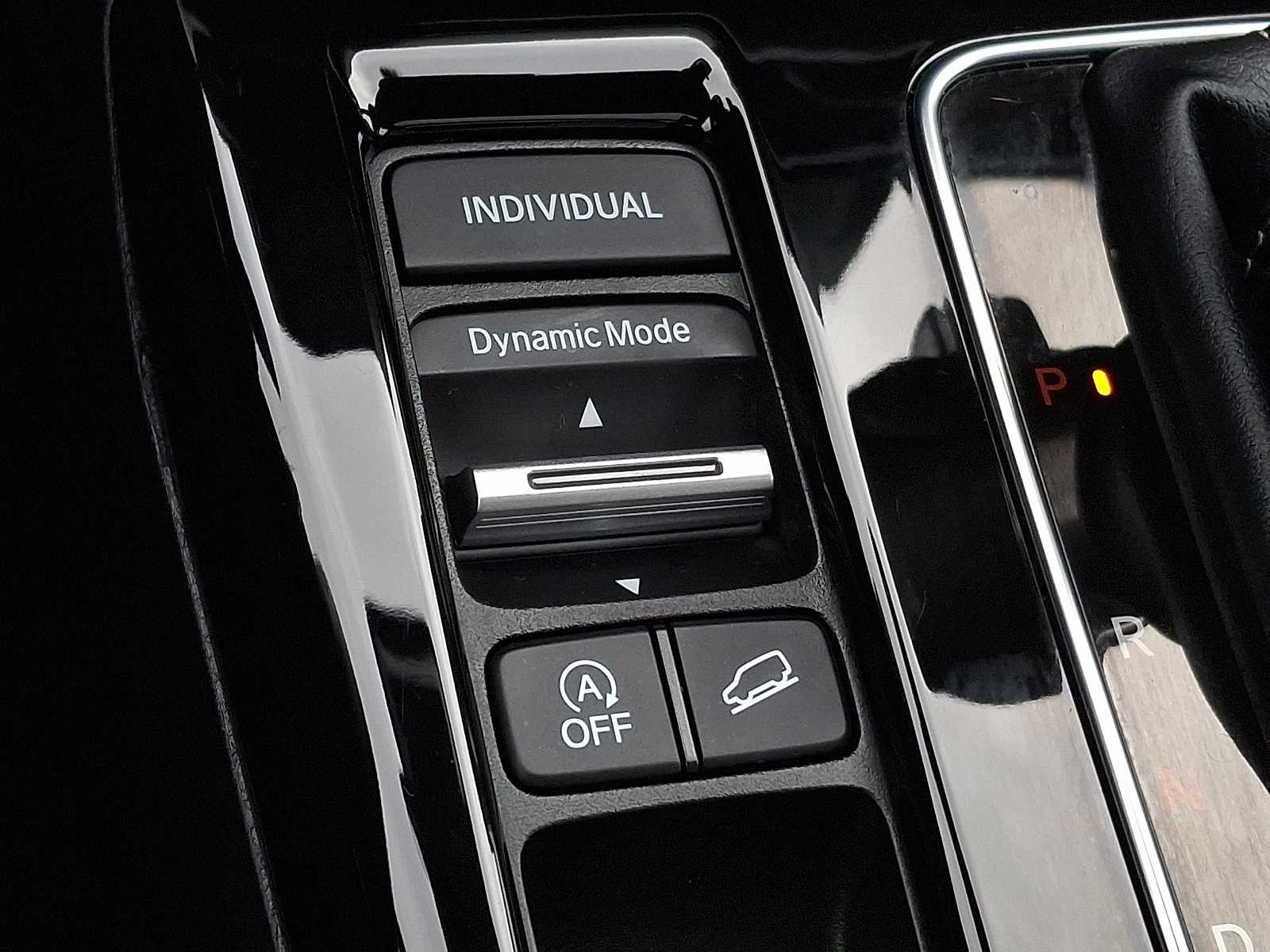 Thumbnail: 2025 Acura ADX - 22