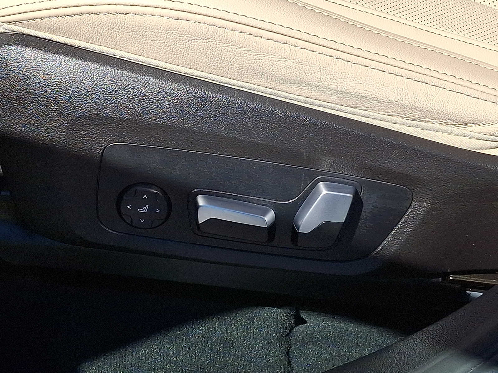 Thumbnail: 2023 BMW X3 - 11